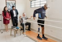 Entregan prótesis de extremidad inferior a pacientes del CRI