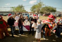 Entregaron cenas navideñas en diversos sectores