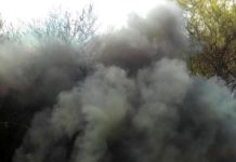 Bomberos siguen acudiendo a llamados de incendios en pastizales y baldíos