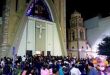Cientos de feligreses cantaron las mañanitas a la Virgen de Guadalupe