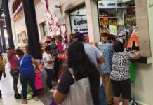 Gran afluencia de visitantes en el Mercado de Tampico previo a Noche Buena y Navidad