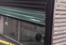 Otro cristalazo en el centro histórico, ahora a un negocio que vende utensilios de cocina