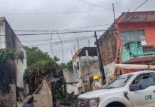Se incendia casa abandonada en la Del Pueblo en Tampico