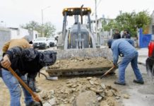 Rehabilitan calles en Las Brisas en Matamoros