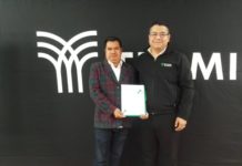 Entregan reconocimiento a asociacion civil