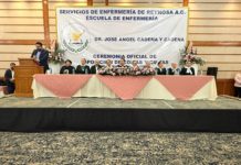 Realizan ceremonia oficial de Imposición de Cofias y Cintas