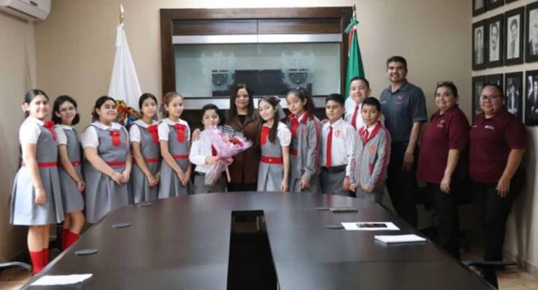 Vero Aguirre Será Madrina de Generación en la Escuela Juana de Asbaje