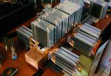 Un gamer intenta refrigerar su PC Gamer para evitar altas temperaturas y utiliza la peor opción de todas: un bloque de cobre