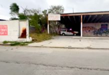 Hallan cadáver en predio abandonado en colonia popular