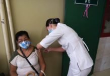 Ante frentes fríos recomiendan recibir vacuna contra influenza y COVID-19