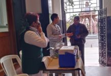 Invitan a trabajadores municipales y población en general a vacunarse contra la influenza y COVID