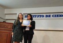 AMSFAC entrega reconocimiento a alumno de secundaria por su primer lugar a nivel nacional