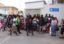 Habilitan aulas en centros de bienvenida para la atención de migrantes