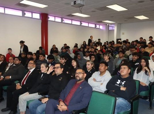 Reciben estudiantes de la Universidad Politécnica de la Región Ribereña taller para emprendedores