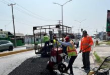 Aplican bacheo por las avenidas principales y las zonas más afectadas