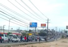 Accidente vial deja daños materiales en varias unidades en boulevard Hidalgo