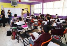 Atiende la SET a dos mil 800 niños con doble nacionalidad