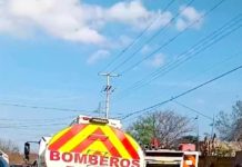 Bomberos acuden a incendio en vivienda de la Esfuerzo Nacional