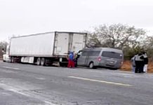 Chocan sobre la carretera a San Fernando y dejan daños materiales