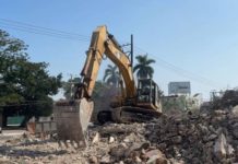 Inicia Demolición de Construcción para proyecto comercial el Centro de Madero