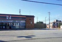 Ratero logra darse a la fuga con el dinero que se robo de tienda comercial