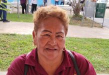 Despicadoras de camarón esperan apoyos alimentarios