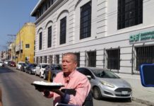 Lleva pastel a CFE por incumplirle en el pago de sus equipos eléctrcos que se dañaron por apagones