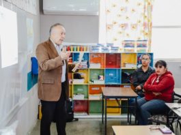Centro de Atención Familiar sigue llevando información importante a las familias