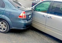 Accidentes dejan daños materiales y caos vial