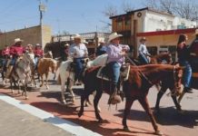 Realizan Cabalgata del 272 Aniversario de la fundación de Mier
