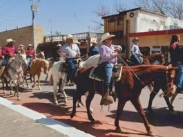 Realizan Cabalgata del 272 Aniversario de la fundación de Mier