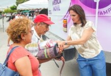 Entrega DIF Tampico Paquetes Alimentarios en la Niños Héroes