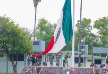 Presidió Gobernador Américo Villarreal Anaya Honores a la Bandera acompañado por el Alcalde Carlos Peña Ortiz y el General Brigadier DEM Fernando Colchado Gómez