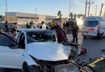 Accidente deja lesionados, daños materiales y caos vial