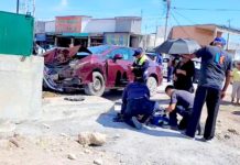 Unidad se proyecta contra base de transformador de Museo del Ferrocarril