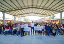 Avanza entrega de Becas con apoyo del Alcalde Carlos Peña Ortiz