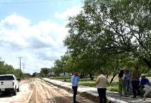 Realizan trabajos de moto-conformación de calles en Miguel Alemán