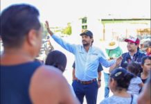 Entregó Carlos Peña Ortiz apoyos a familias de la Ernesto Zedillo