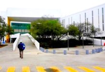 Entre la vida y al muerte se debate motociclista en nosocomio