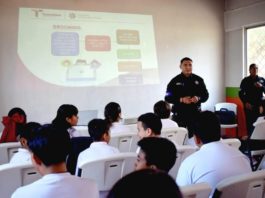 Presentan conferencias de prevención en primaria y secundaria a través de la UMEAV
