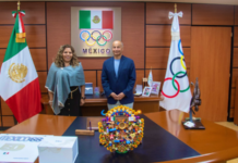 ‘Ahorcan’ a Orbelín Pineda durante una pelea en Grecia tras la derrota del AEK Atenas