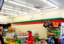 Ratero amaga a empleados para asalta tienda y llevarse el dinero de las ventas