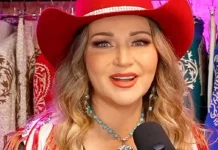 Alicia Villarreal conmemora 30 años de trayectoria con concierto memorable