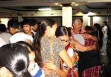 Aplican conferencia a estudiantes de bachillerato