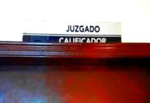 Arrestan a sujeto por alterar el orden público y molestar a su examasia