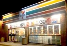 Ratero amaga con un cuchillo a empleados para asaltar tienda y se lleva el dinero