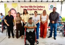 Casandra de los Santos entrego apoyos funcionales a familias con discapacidad