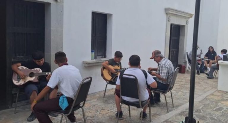 Casa de Cultura San Fernando fortalece la formación artística con diversas actividades