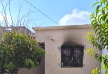 Bomberos acuden ha llamado de incendio en vivienda