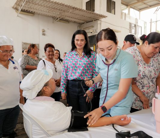Encabeza Mónica Villarreal Jornada de Salud en Beneficio de las Despicadoras
